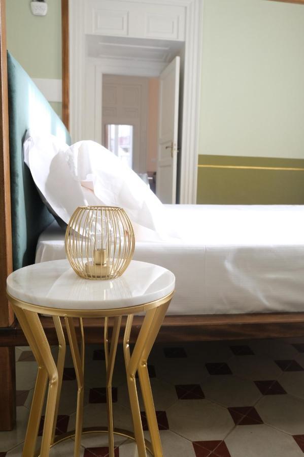 Toscano Palace Luxury Rooms Catania Exterior photo