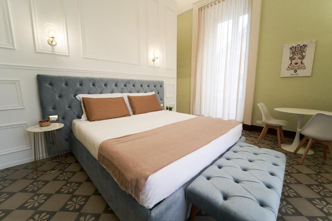 Toscano Palace Luxury Rooms Catania Exterior photo