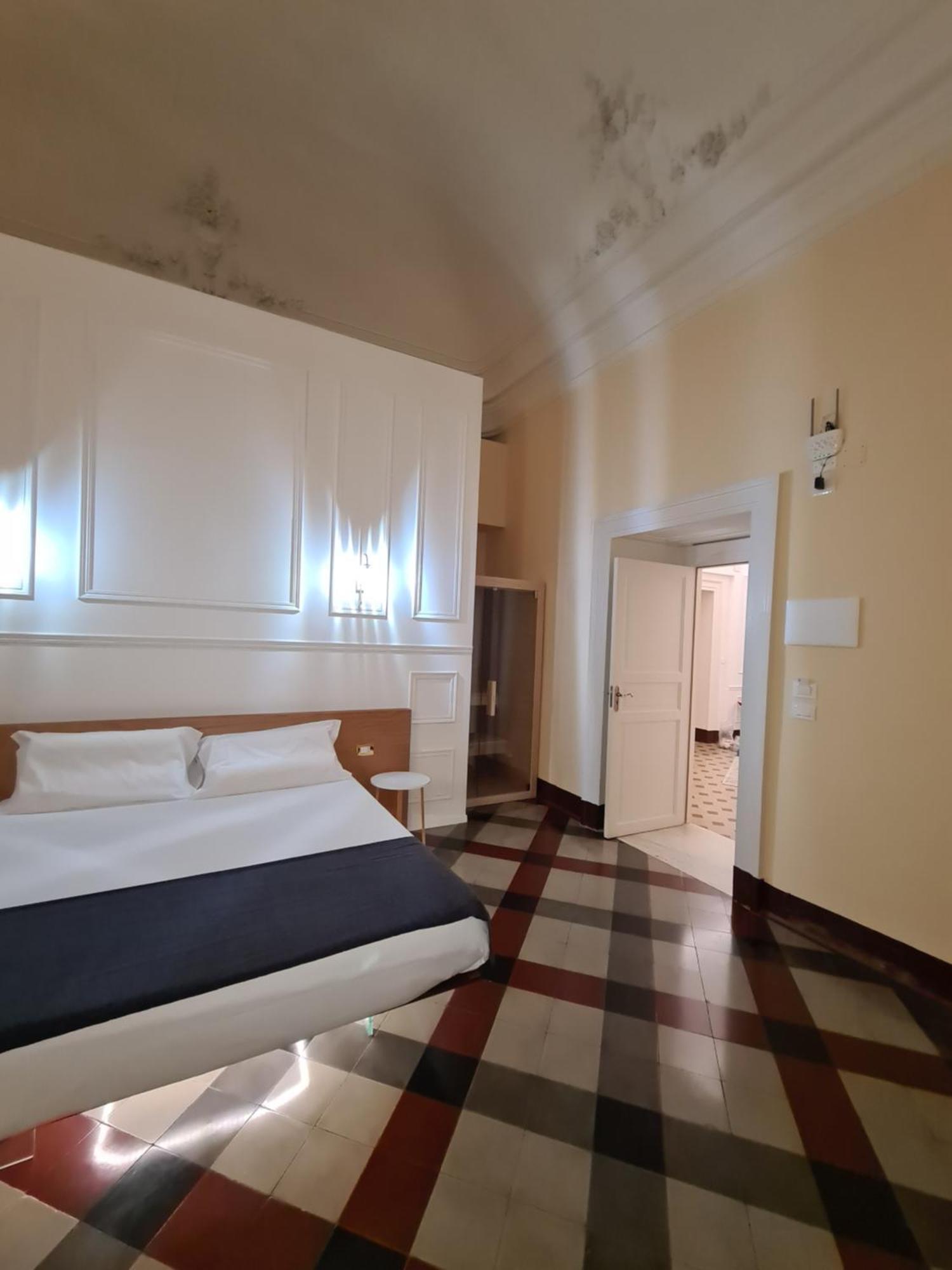 Toscano Palace Luxury Rooms Catania Exterior photo